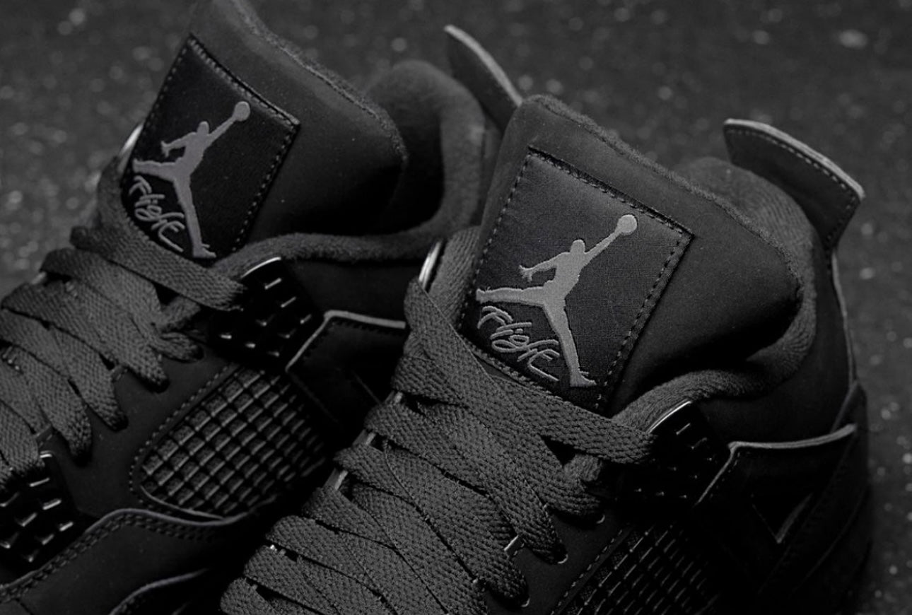 Air Jordan 4 Retro ‘Black Cat’