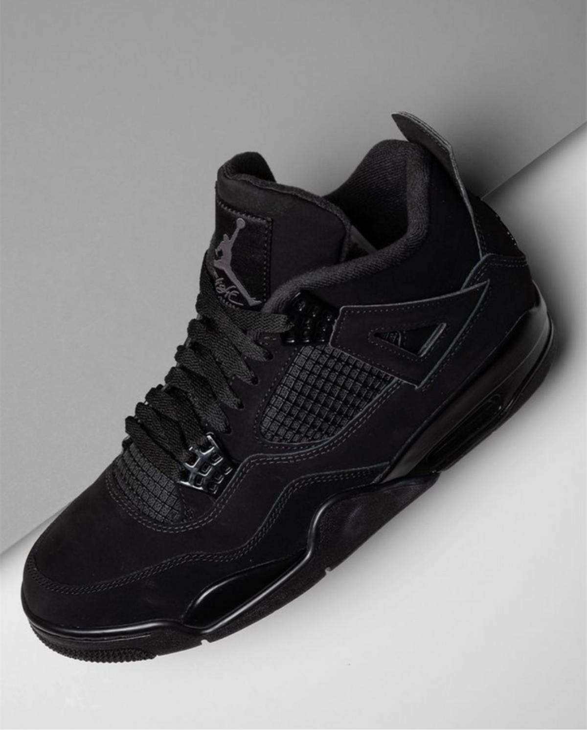 Air Jordan 4 Retro ‘Black Cat’