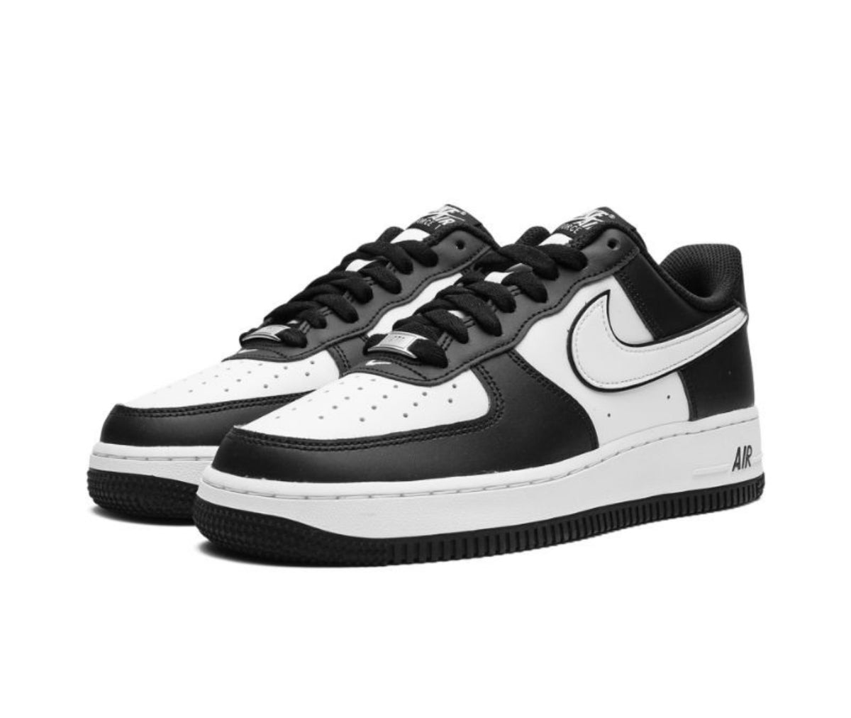 Nike Air Force 1 Low “Panda”