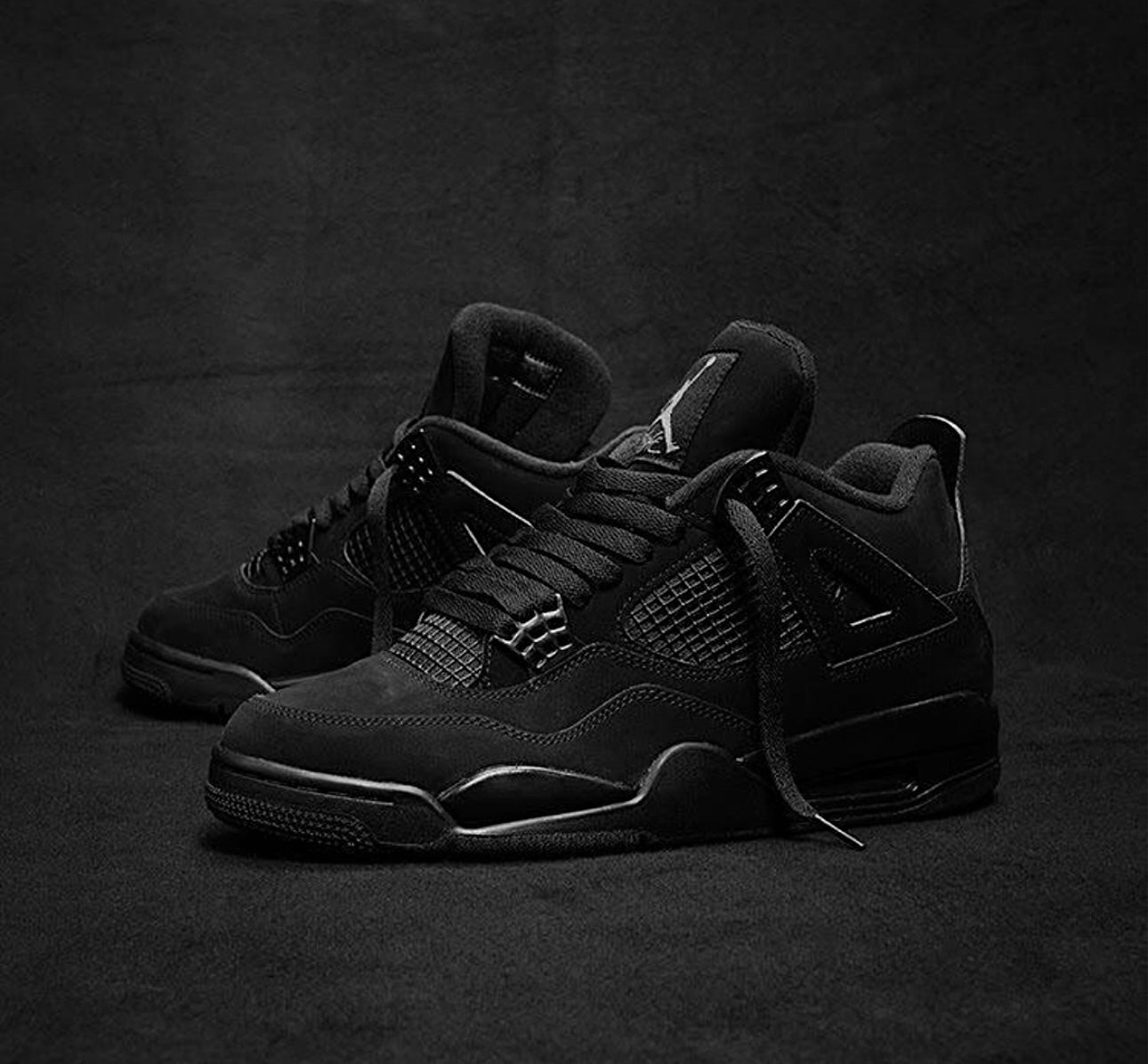 Air Jordan 4 Retro ‘Black Cat’
