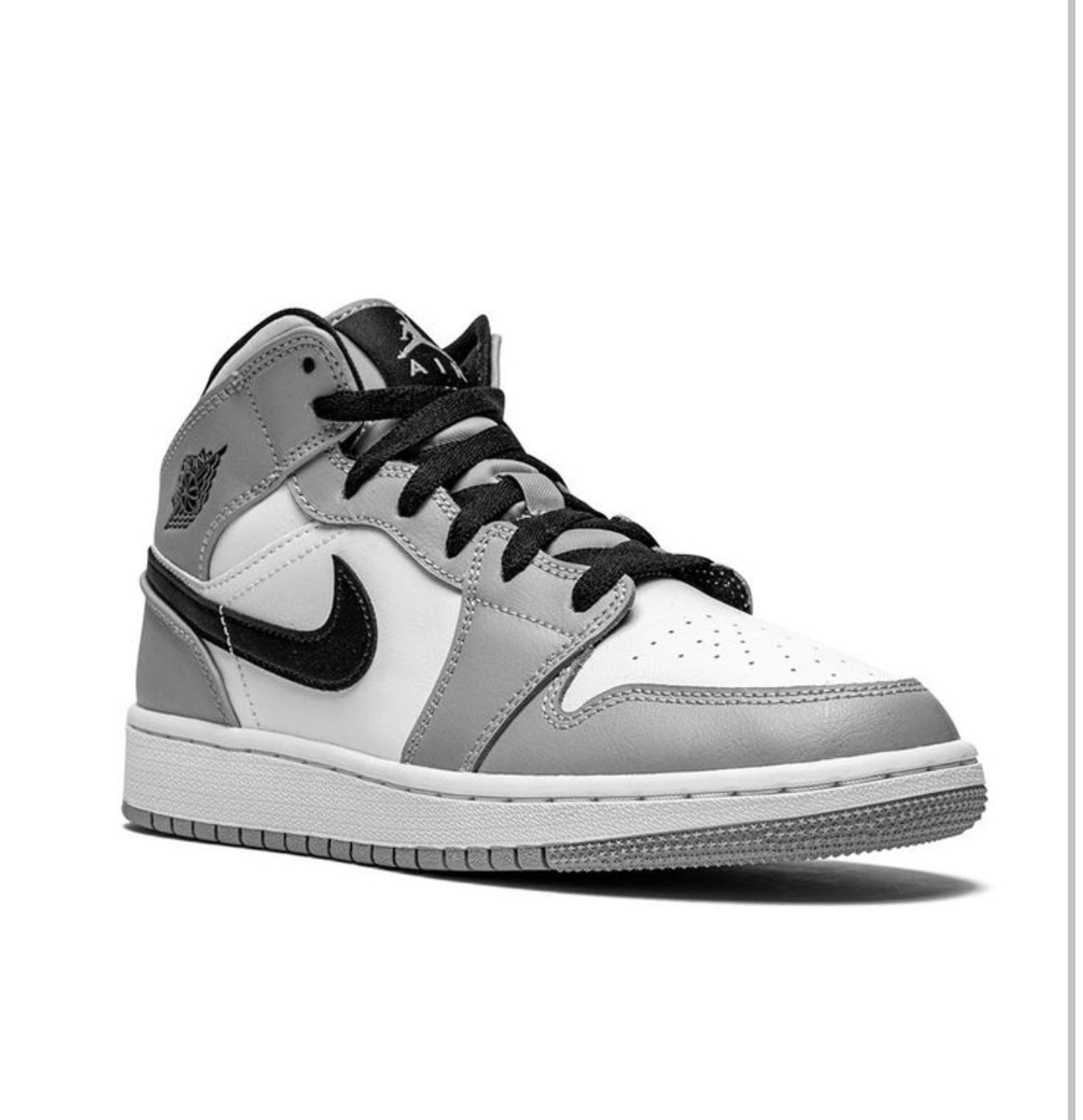Nike Air Jordan 1 retro high OG ‘Light smoke grey’