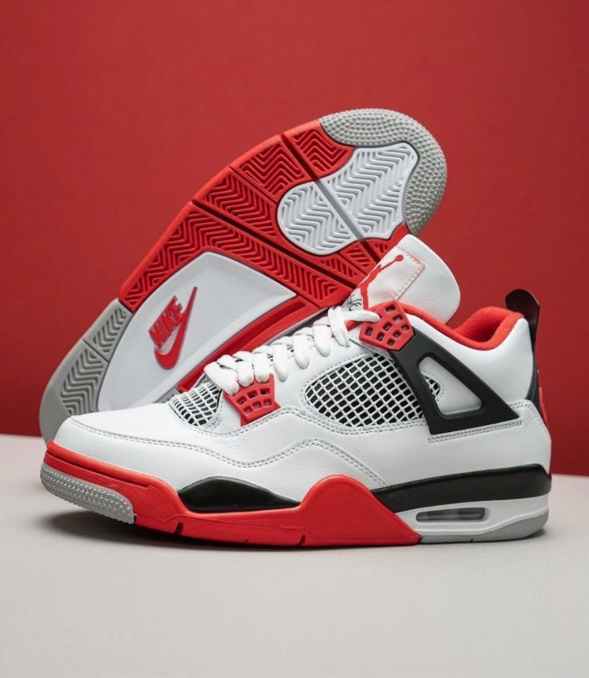 Air Jordan 4 Retro ‘Fire red’