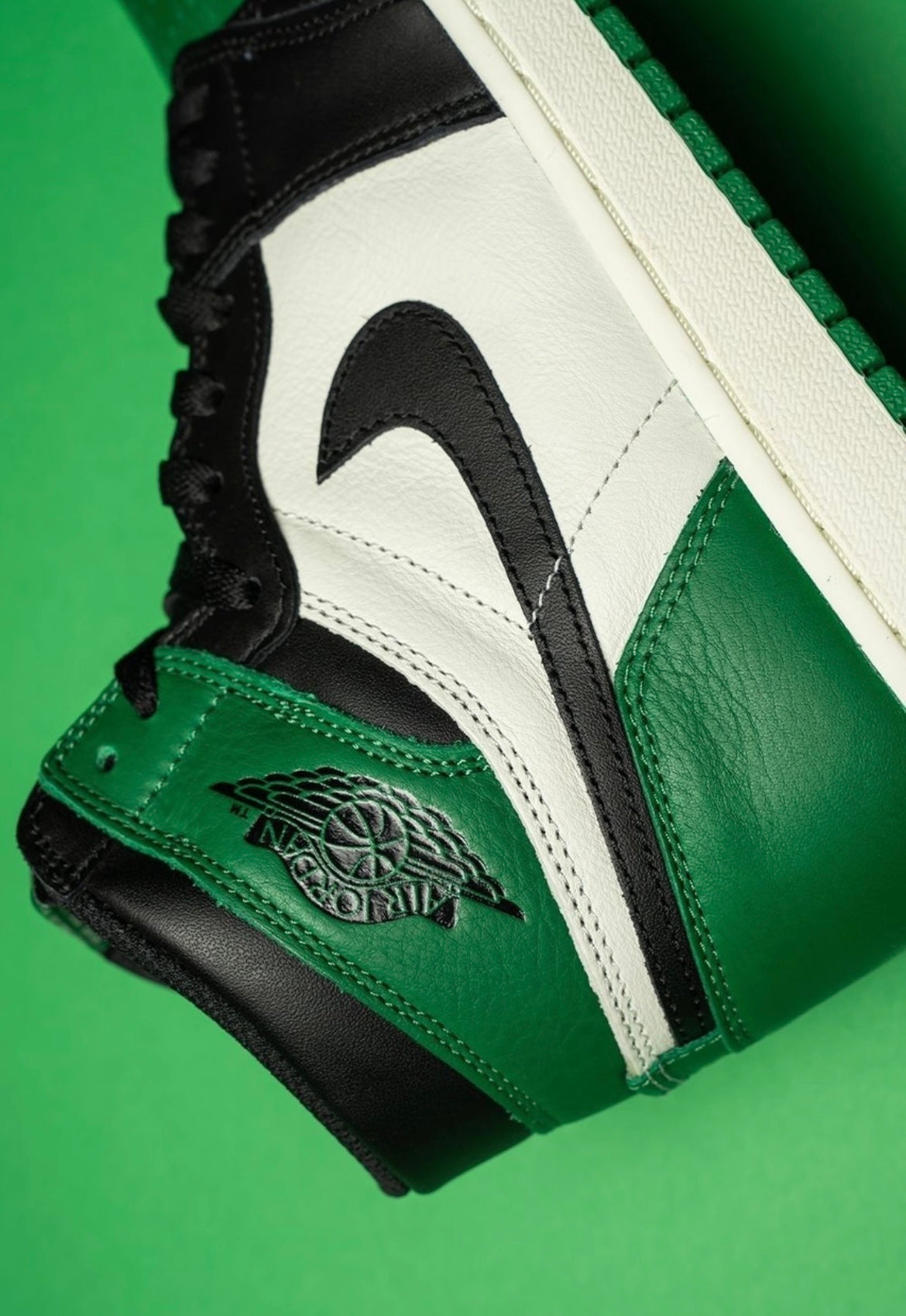 Nike Air Jordan 1 retro high ‘Lucky green’