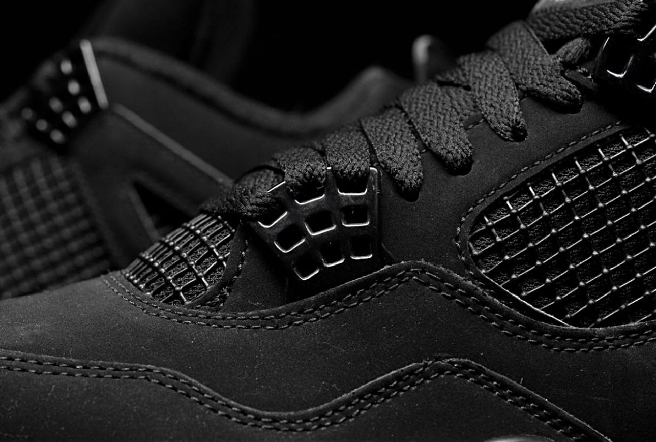Air Jordan 4 Retro ‘Black Cat’