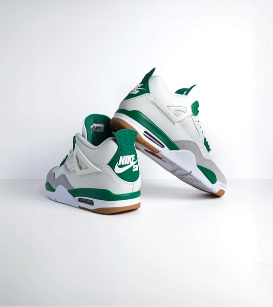 Air Jordan 4 Retro SB ‘Pine green’