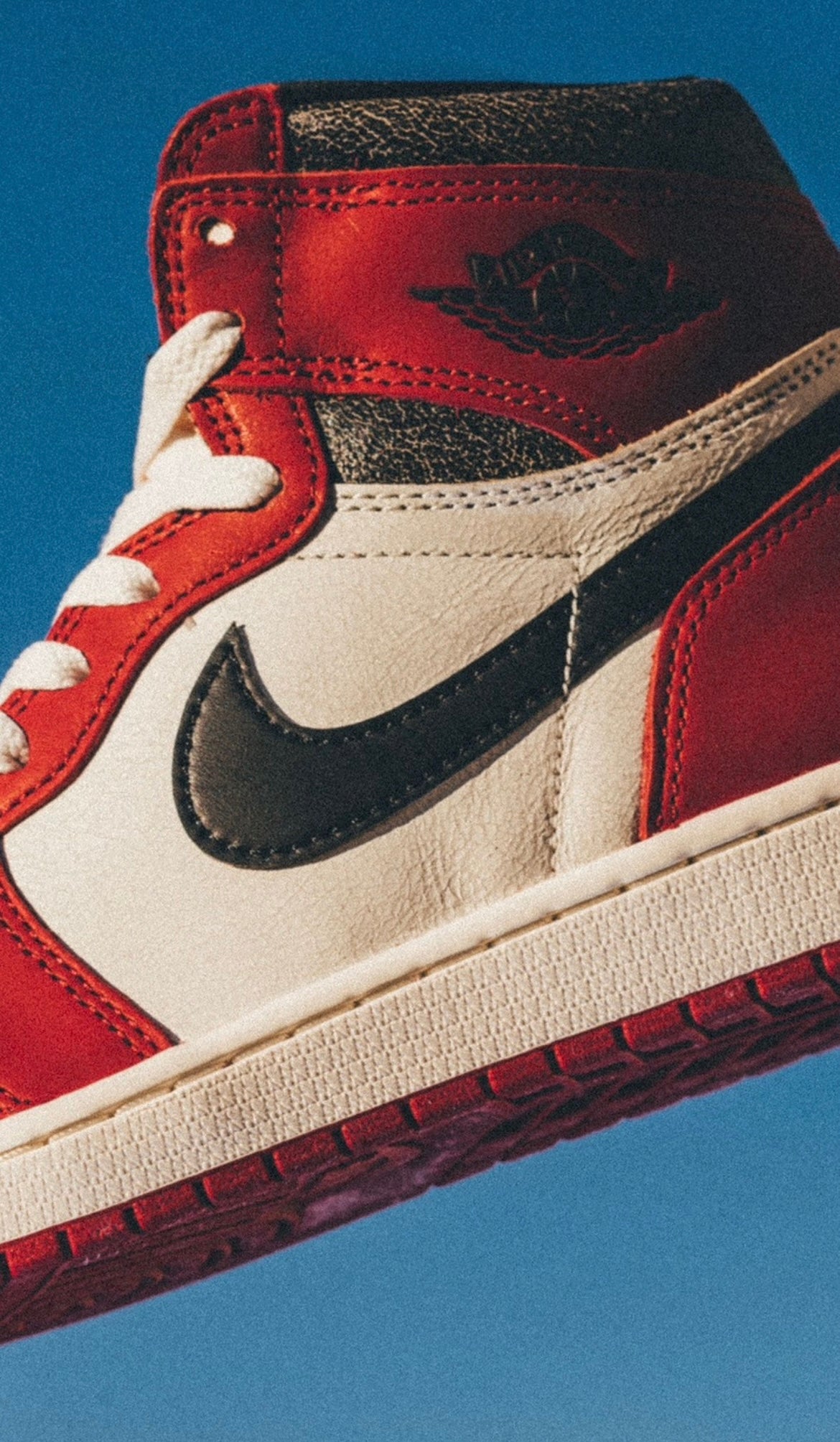 Nike Air Jordan 1 retro high OG ‘Chicago lost and found’