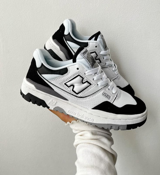 New Balance 550 ‘Black/Grey/White)