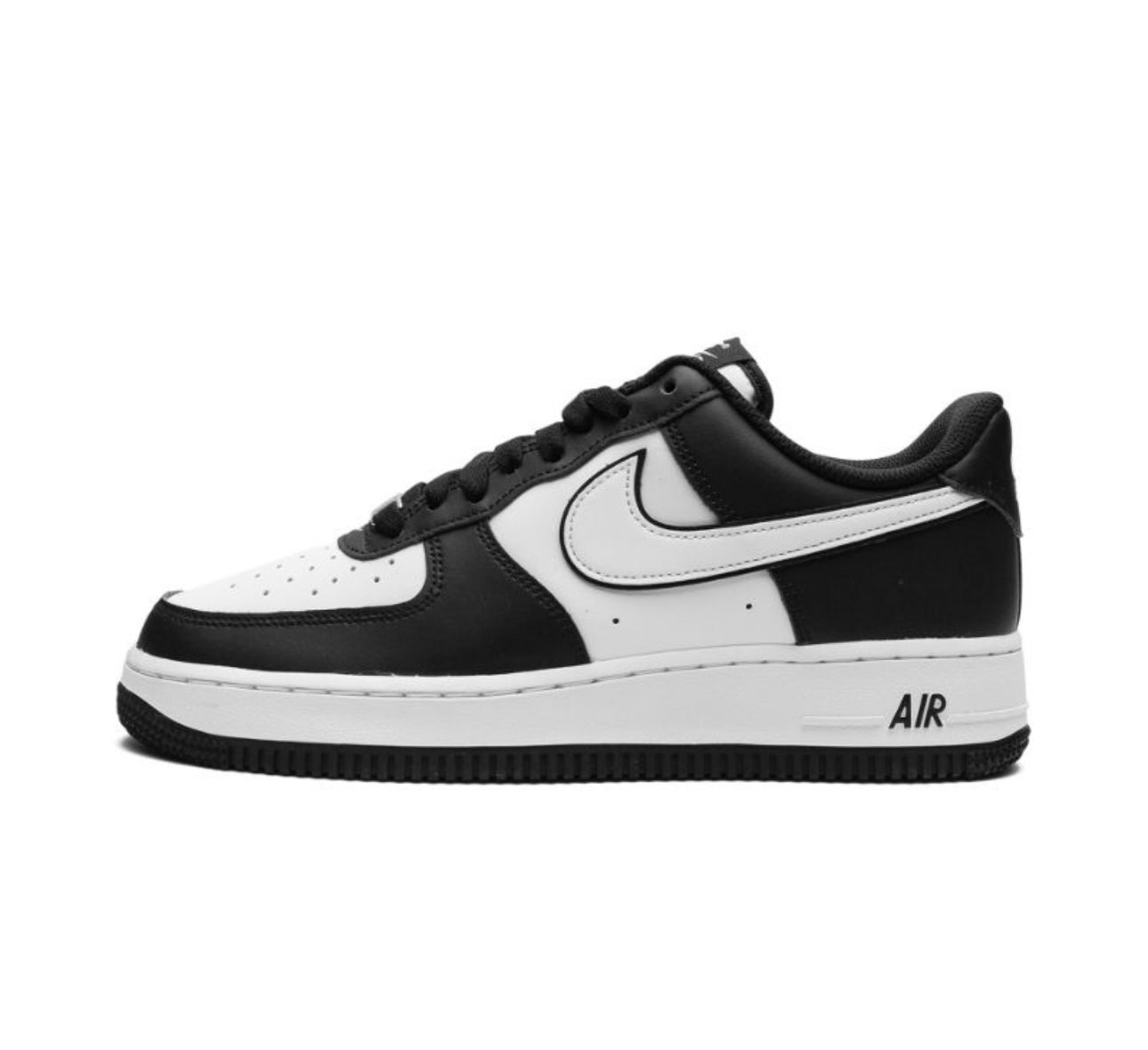Nike Air Force 1 Low “Panda”