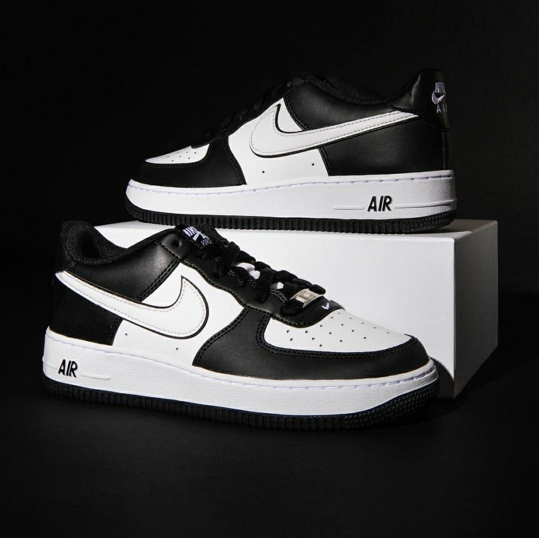 Nike Air Force 1 Low “Panda”
